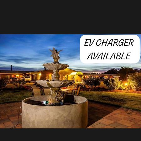Newell Motor Inn נאראנדרה מראה חיצוני תמונה