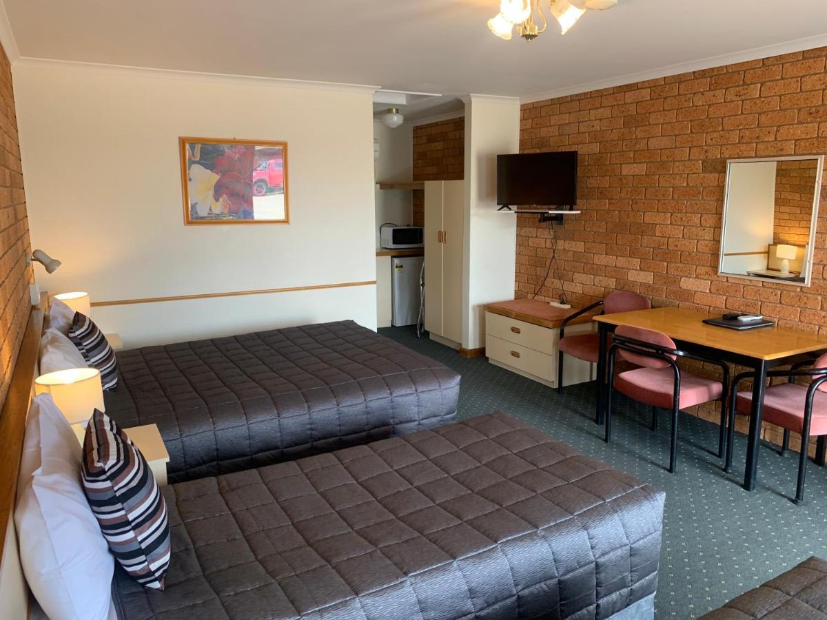 Newell Motor Inn נאראנדרה מראה חיצוני תמונה
