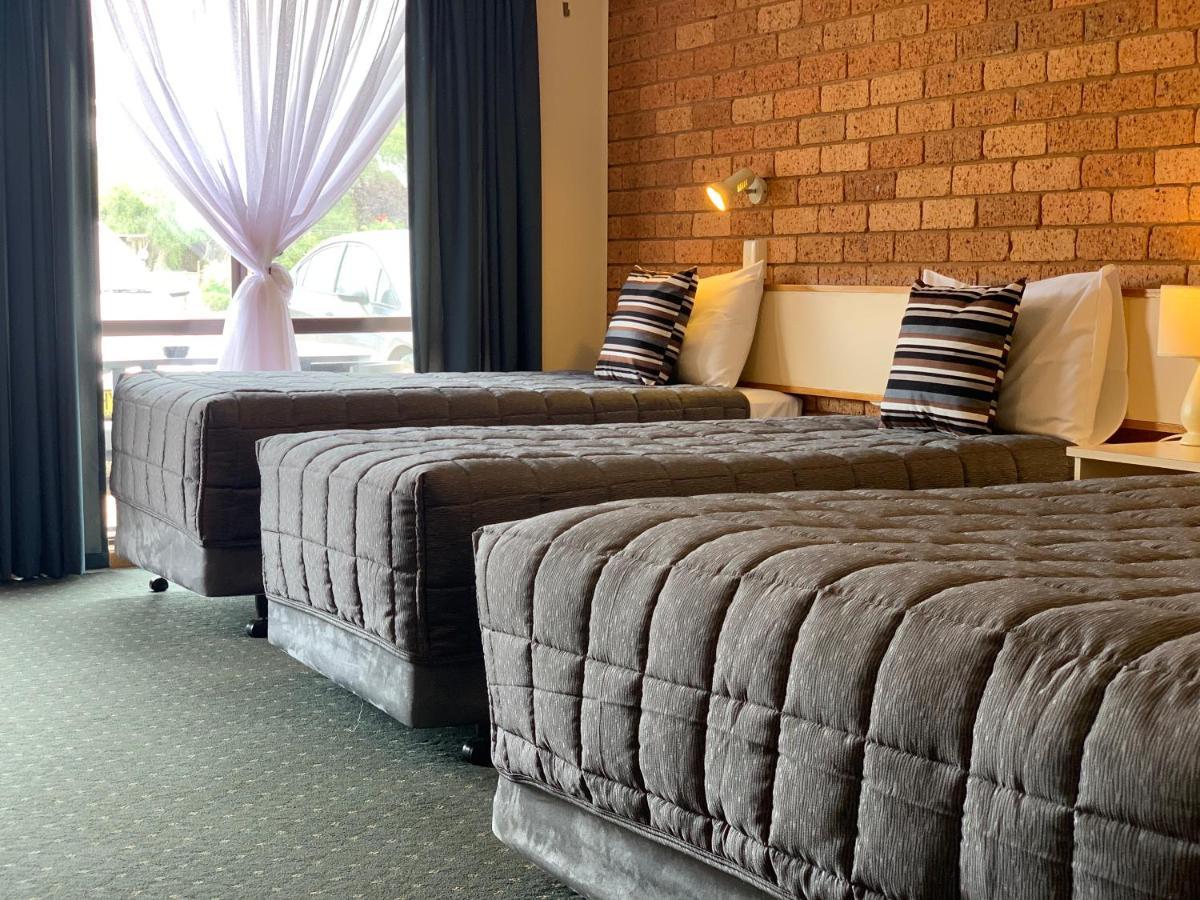 Newell Motor Inn נאראנדרה מראה חיצוני תמונה